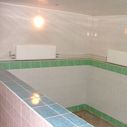 Крытый бассейн